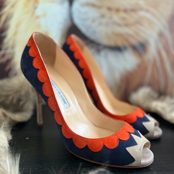 Manolo Blahnik Shoes - Manolo Blahnik stunning pumps